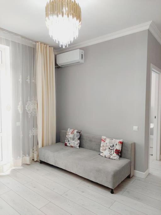 Жк Only Sun В 10 Минутах От Аэропорта Apartment Nur-Sultan  Exterior photo